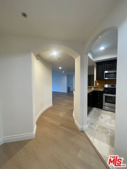 Building Photo - 12104 Hoffman St