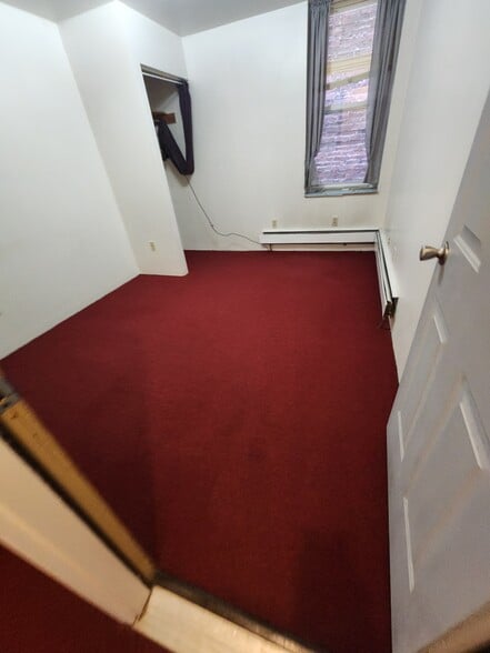 Building Photo - 339 Atwood St