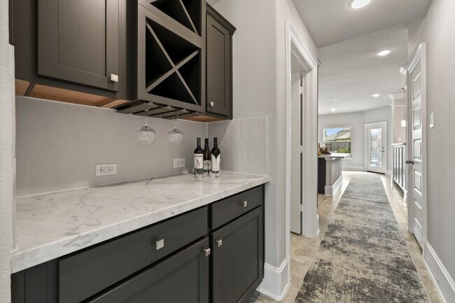 Building Photo - 3938 Avalon Ridge Dr