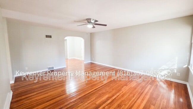 Building Photo - 3404 S Evanston Ave