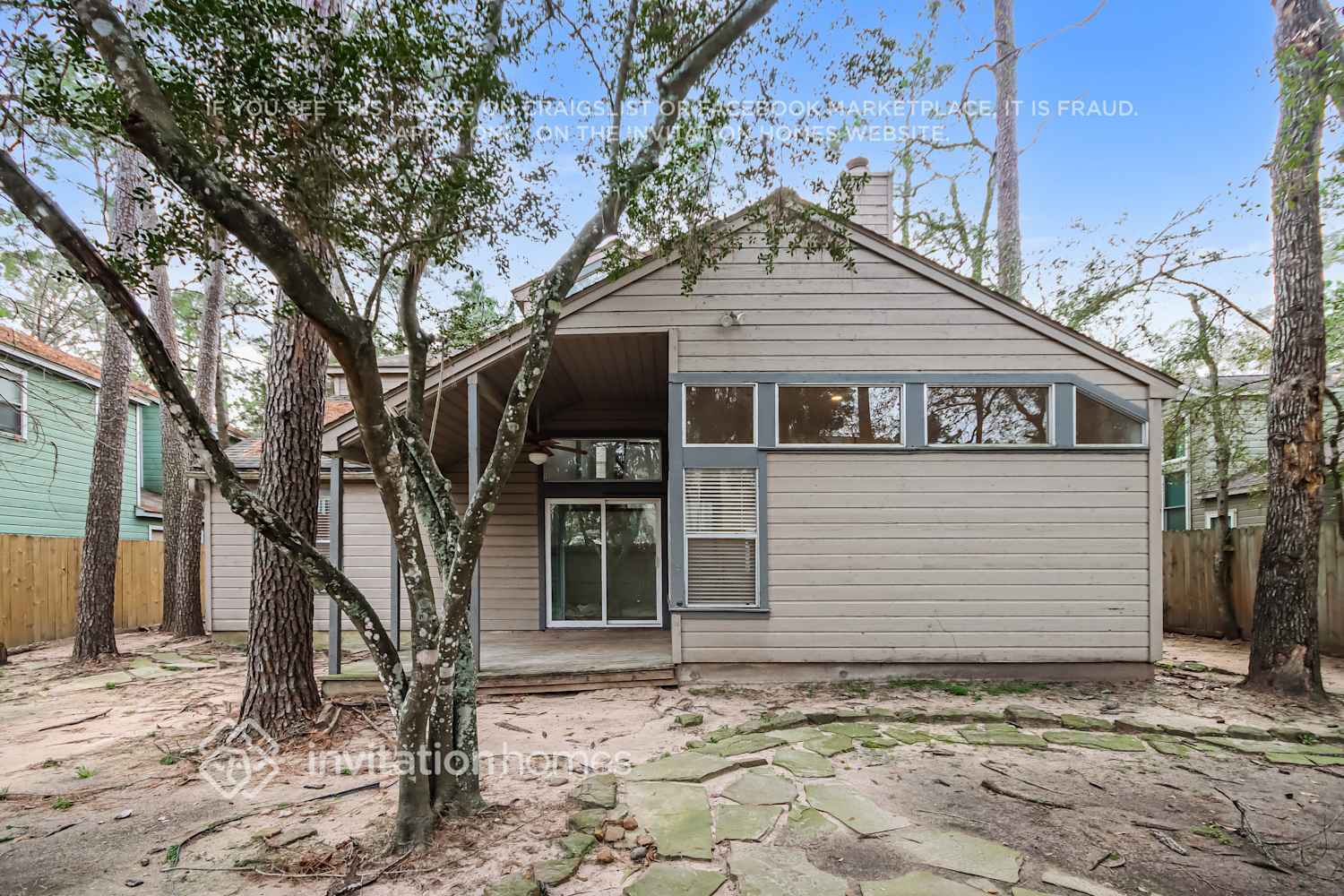 Building Photo - 10 Shallow Pond Pl