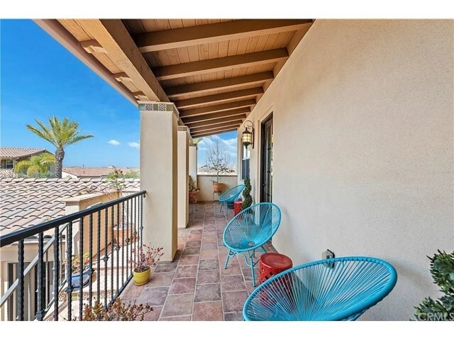 Building Photo - 9 Paniolo Rd