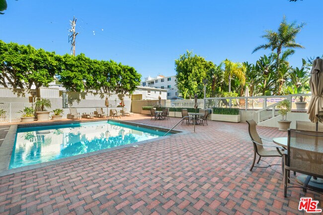 Building Photo - 801 Ocean Ave