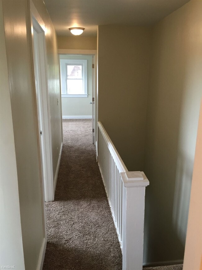 Building Photo - 3 br, 1 bath Duplex - 1637 Kalamazoo Ave S...
