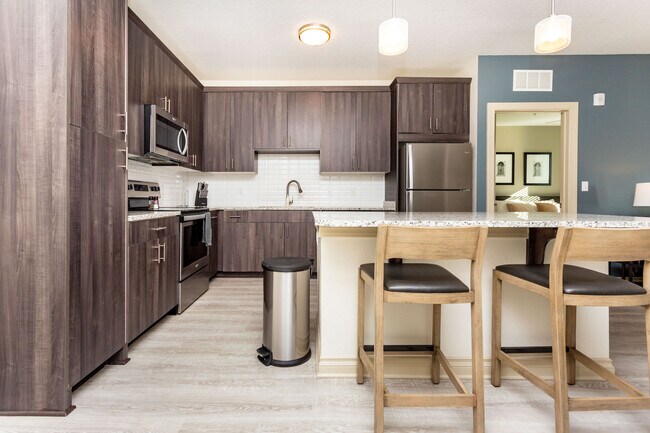 Building Photo - 2770 Mystic Pointe Pkwy