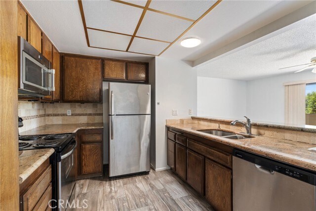 Building Photo - 13624 La Jolla Cir