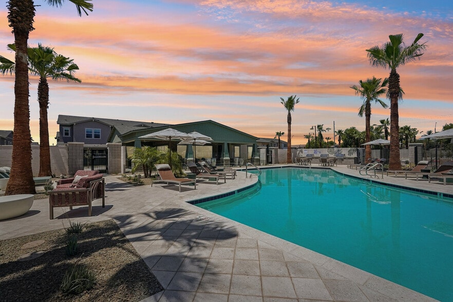 Building Photo - HARMON Ascend by Crescent Communities