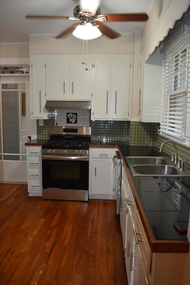 Building Photo - 326 Milledge Rd