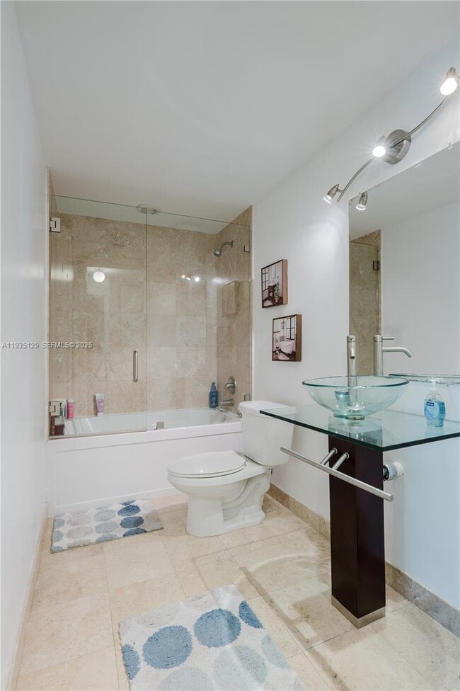 Building Photo - 350 S Miami Ave