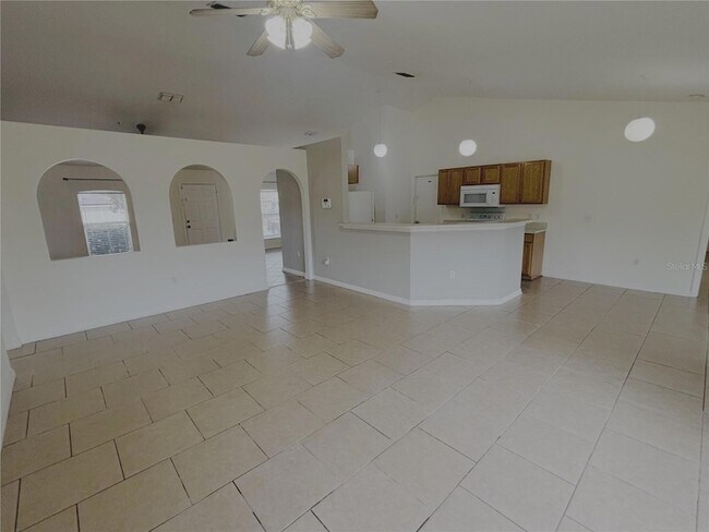 Building Photo - 3668 SW 133rd Loop