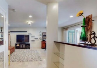 Building Photo - 5651 N Sumner Way