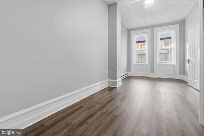 Building Photo - 3545 N 11th St