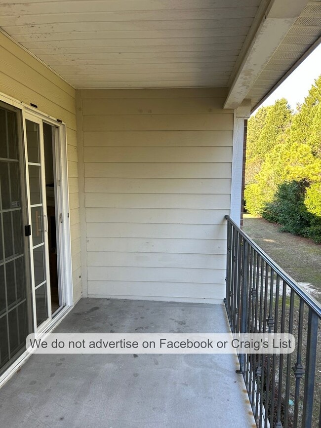 Building Photo - Sheffield Condominiums- Renwick Drive