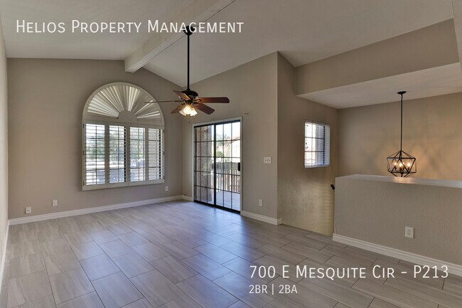 Building Photo - 700 E Mesquite Cir