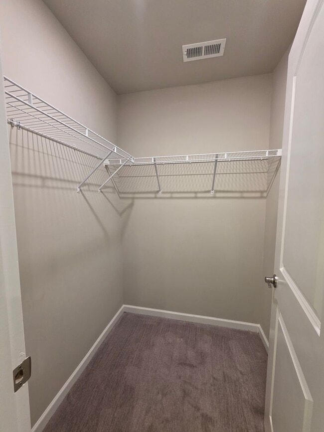 Building Photo - Move-In Ready Immaculate Townhome for Lease – Zoned for ALL Mt. Juliet Schools K–12