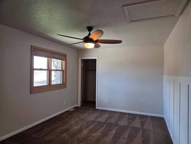Building Photo - 12618 CO-60