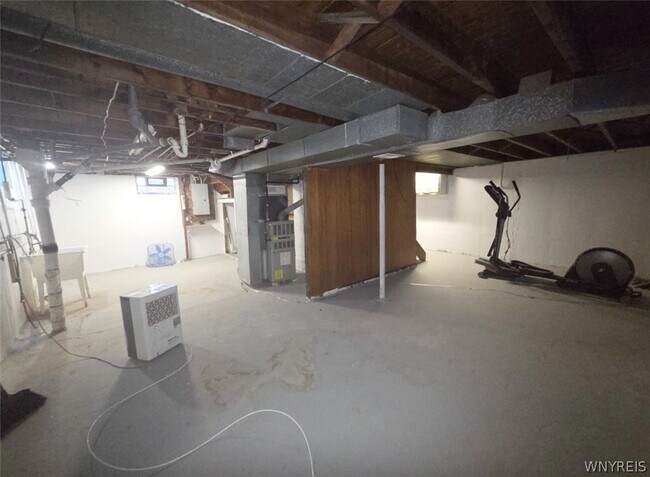 Building Photo - 80 Midland Dr