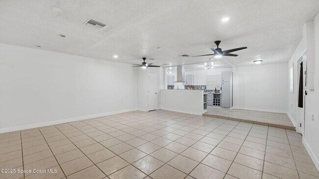 Building Photo - 5950 Ackard Ave