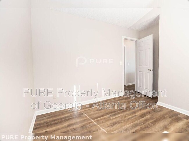 Building Photo - 7124 Merrywood Dr