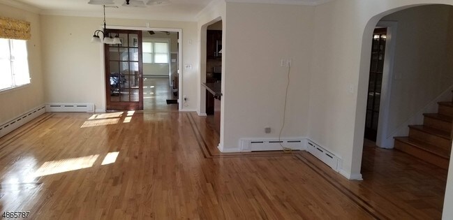 Building Photo - 1789 Vauxhall Rd