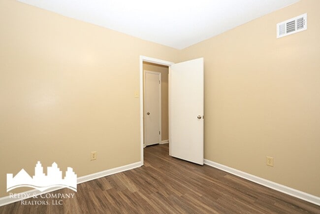 Building Photo - 5104 Corkwood Dr