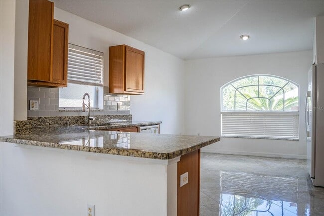 Building Photo - 1876 Holton Rd