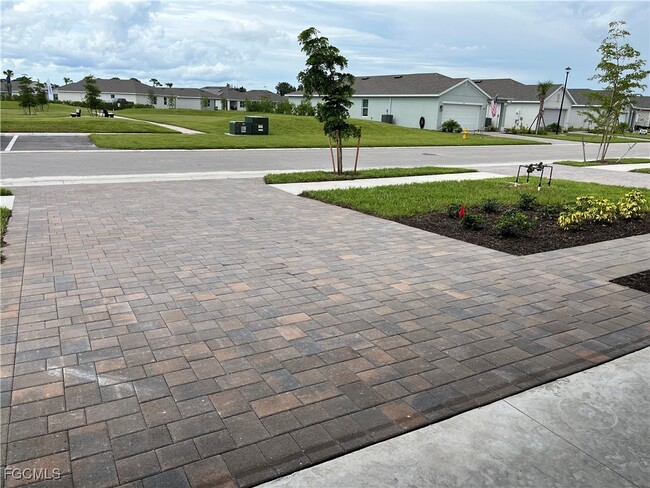 Building Photo - 1150 Brooklands Dr