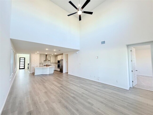 Building Photo - 604 Palatino Bend