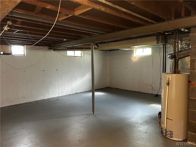 Building Photo - 3319 McKinley Pkwy