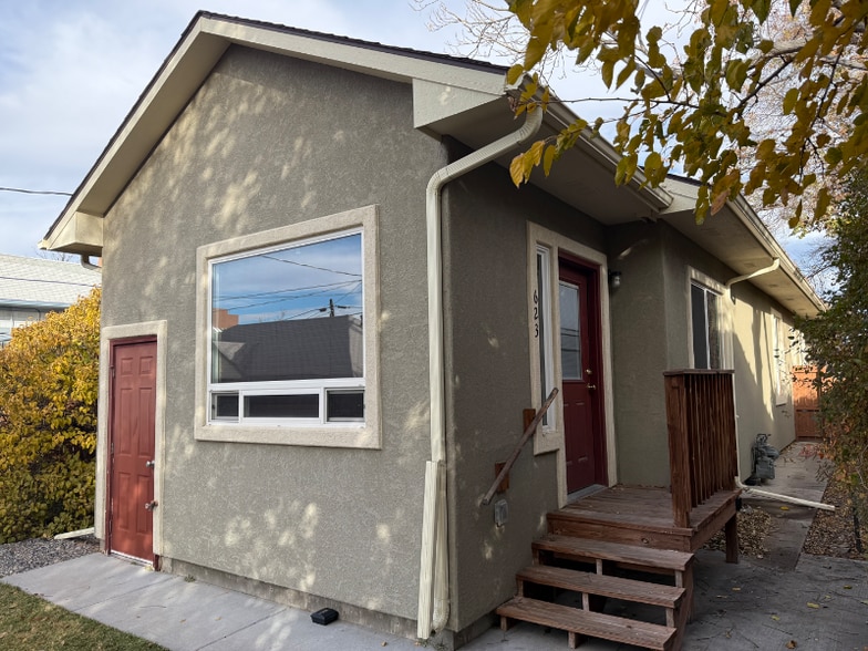 Primary Photo - 619 Grand Ave