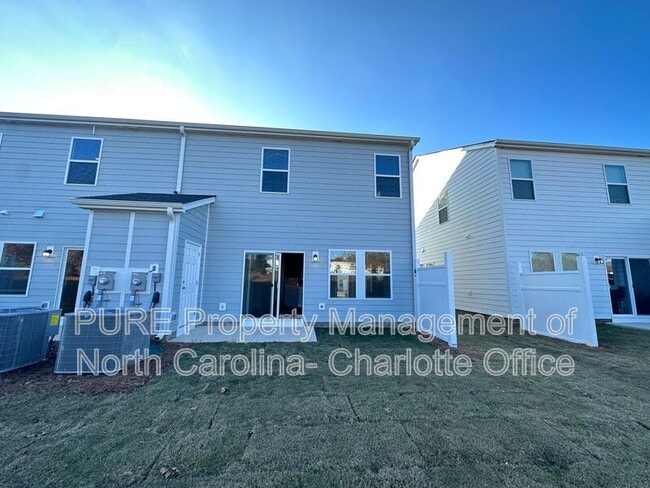 Building Photo - 1764 Braemar Vlg Dr