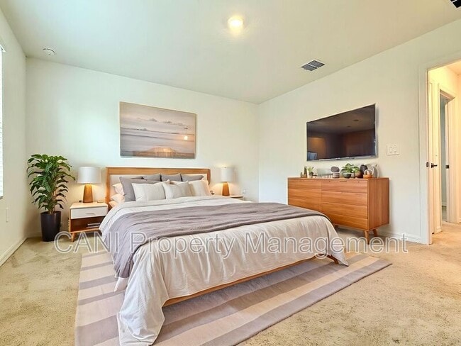 Building Photo - 646 Teviot Rd