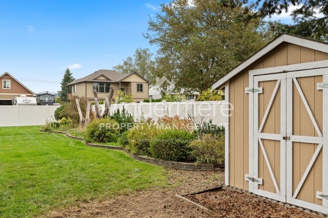 Building Photo - 4 Bedroom Home In Spokane Valley