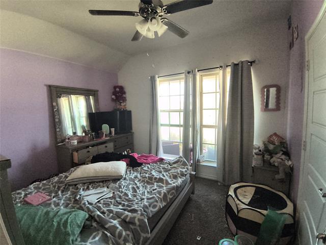 Building Photo - 211 Spirehaven Dr