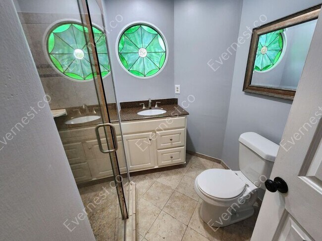 Building Photo - 41 Delta Pl NE