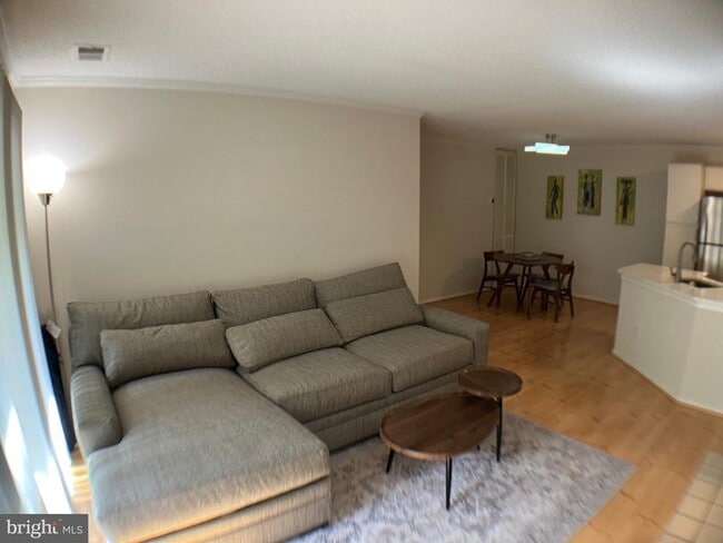 Building Photo - 11741 Summerchase Cir