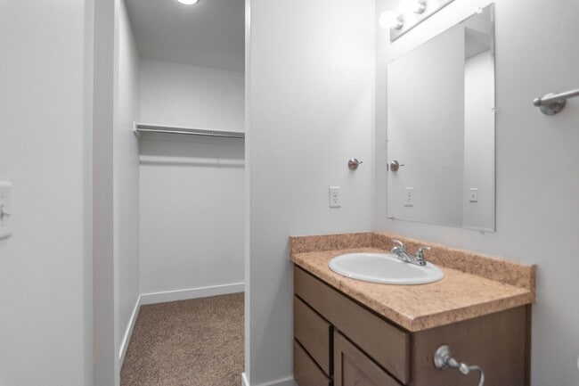 Building Photo - *Porter&#39;s Crossing in Eagle Mountain