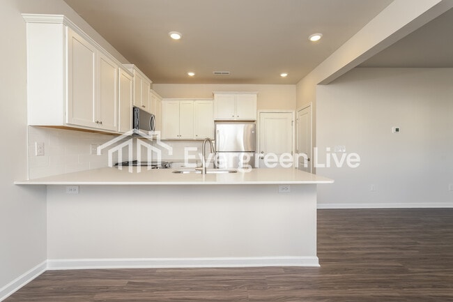 Building Photo - 835 Pear Blossom Ct