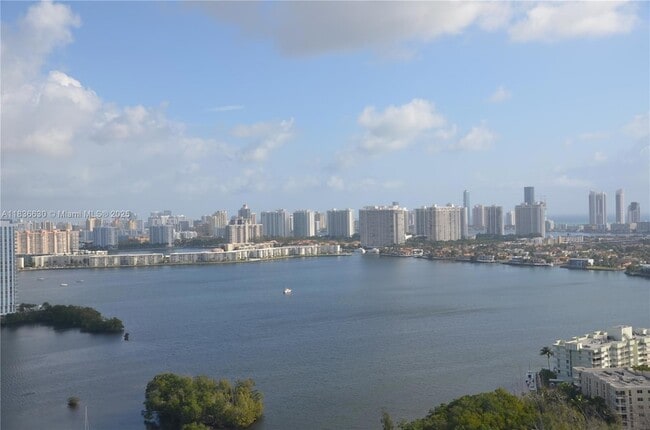 Building Photo - 16385 Biscayne Blvd