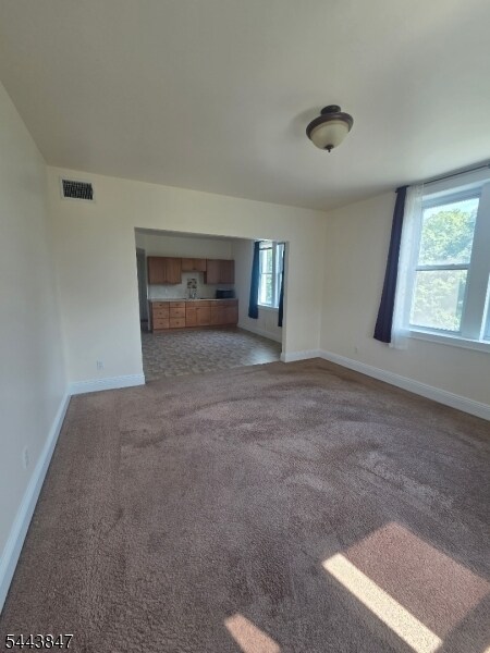 Building Photo - 817 Ringwood Ave