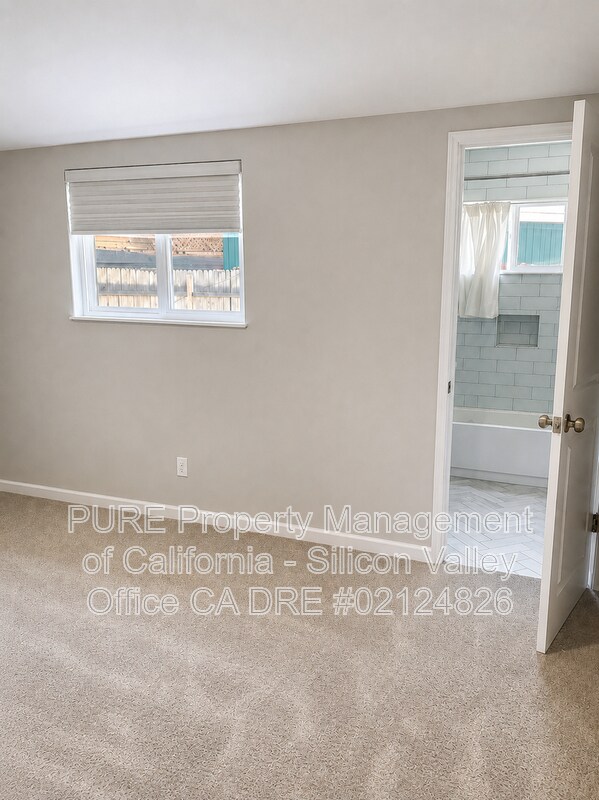Building Photo - 40469 Shaw Ct