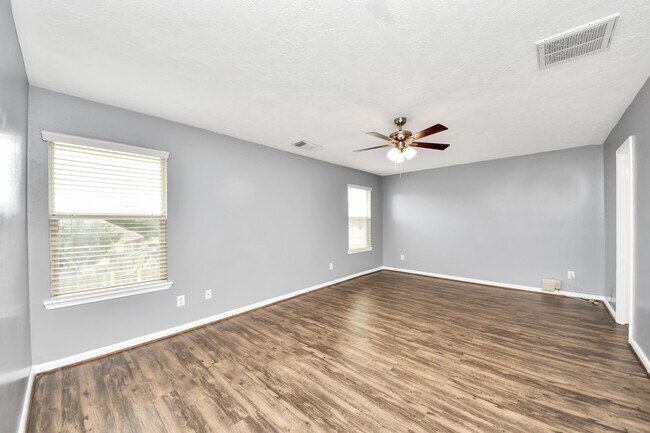 Building Photo - 19215 Terra Forest Ct