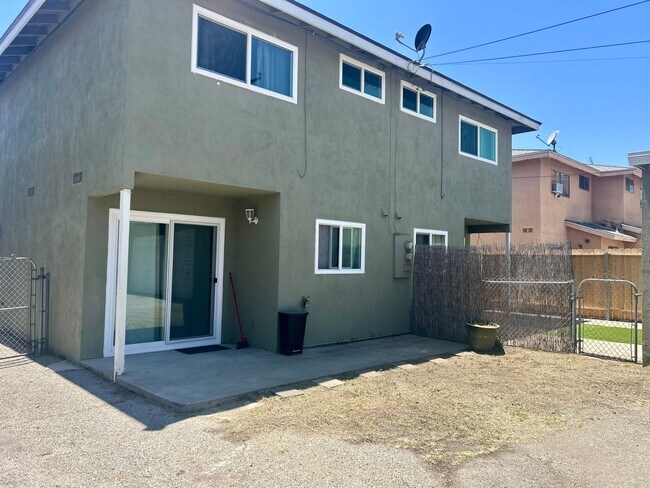 Building Photo - 11587Celi