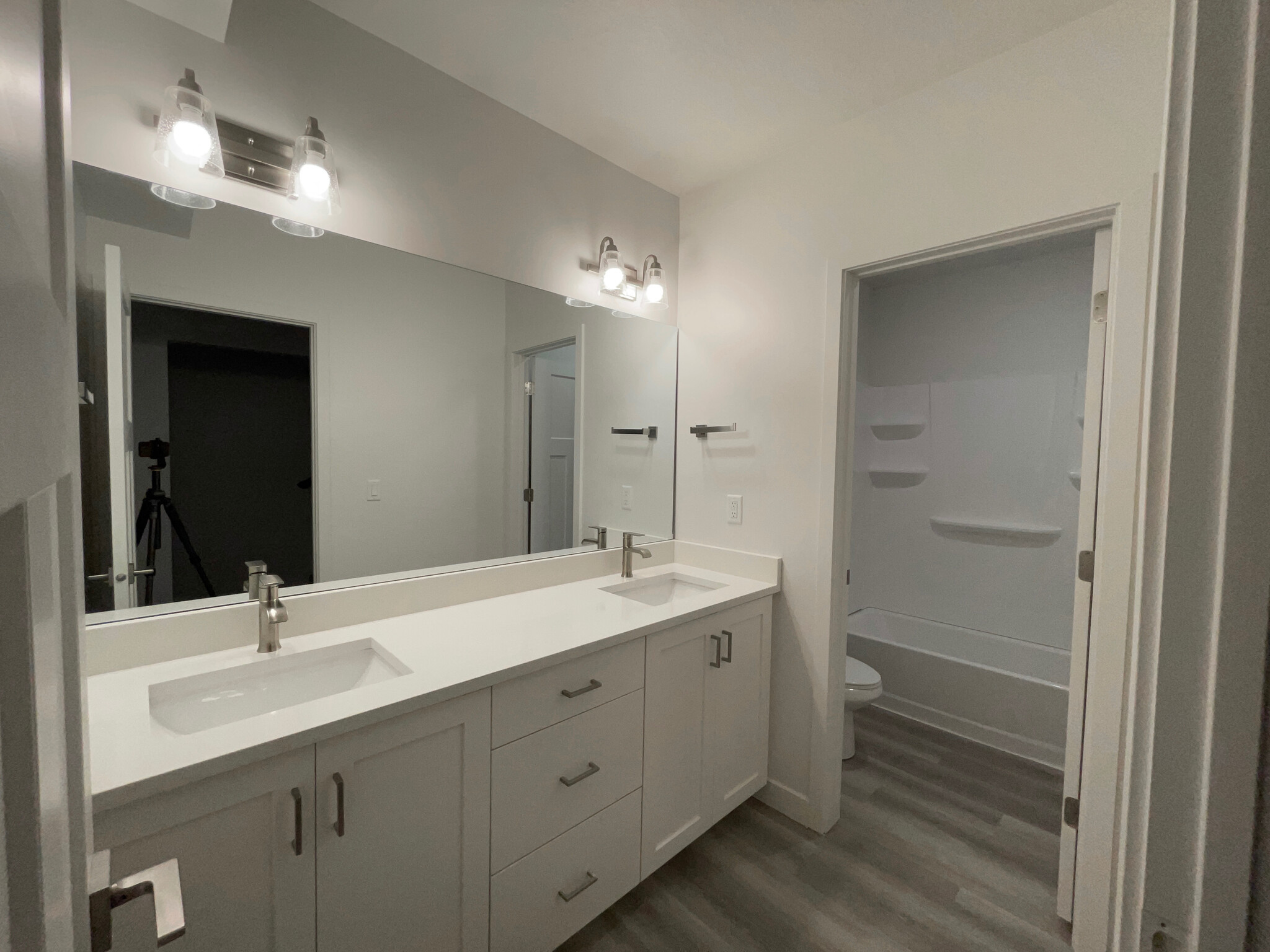 Full bathroom with two sinks - 4265 S Steele Creek Ct