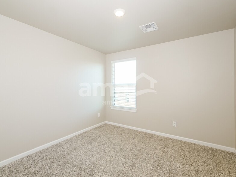 Building Photo - 9324 NW 126th St