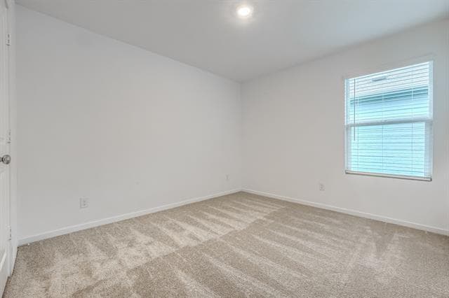 Building Photo - 4040 Equestrian Dr