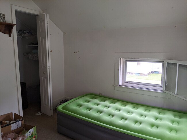 Building Photo - 501 W Forest Ave