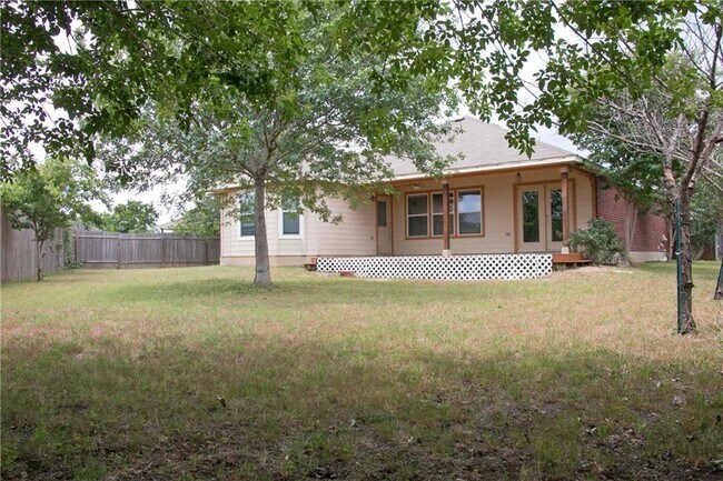 Building Photo - 602 Red Bud Cove
