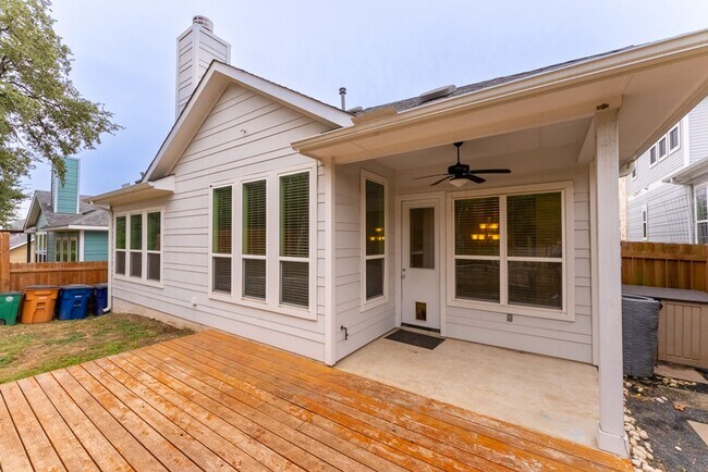 Building Photo - Spacious, Stylish, and Perfectly Located 3 Bedrooms, 2.5 Bathrooms in North Shields!!!