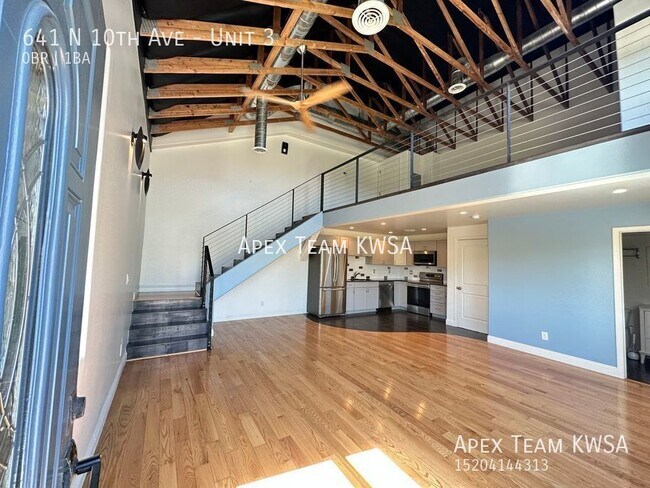 Primary Photo - 641 N 10th Ave